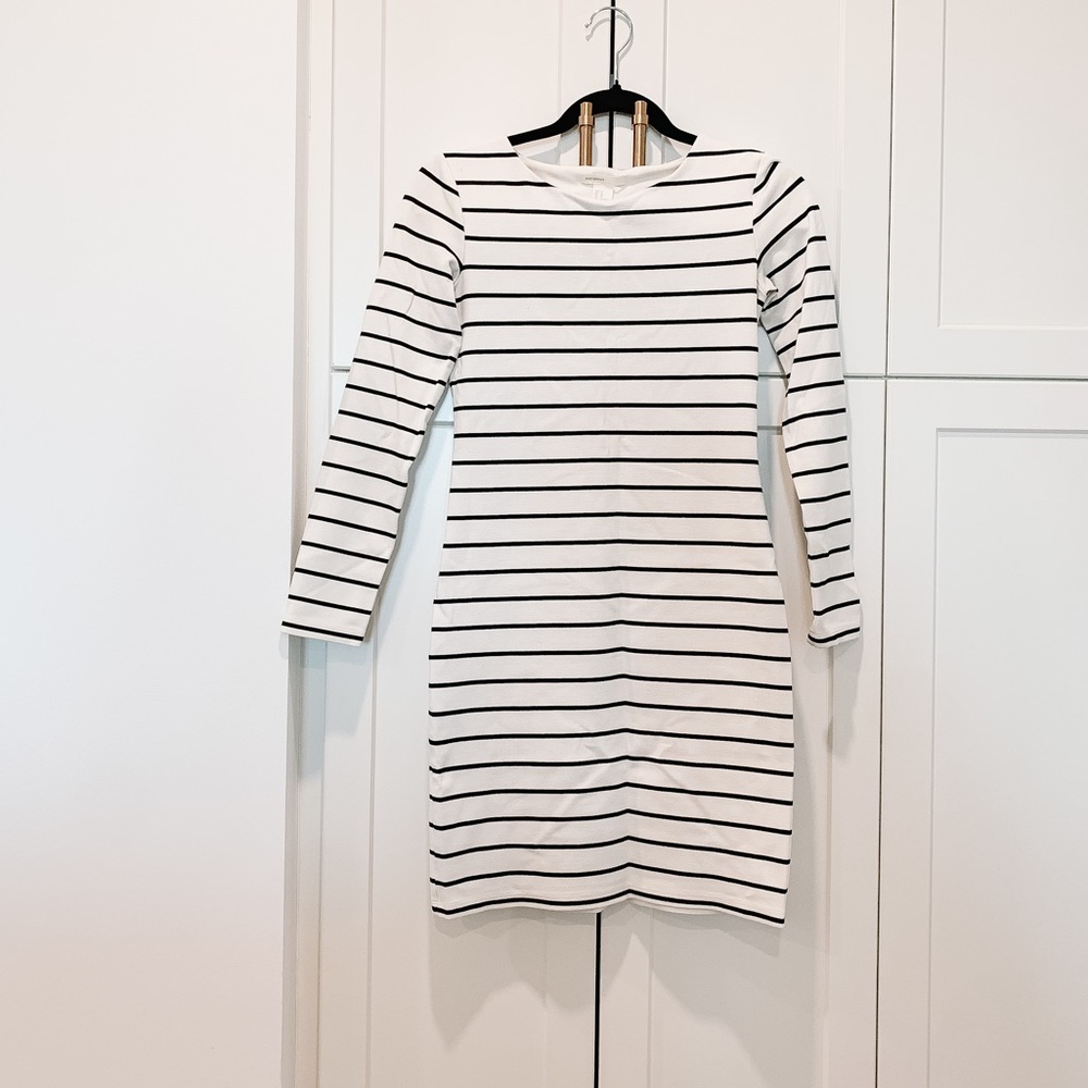 H&M Basics: Striped Long-sleeve Jersey Dress